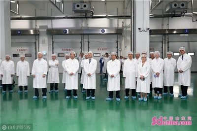 瑞士羅氏集團與新華制藥攜手，山東首個國際合作生物技術項目正式投入運營